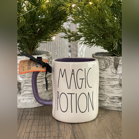 Brand NEW w/Tags Peanuts x Rae Dunn MAGIC POTION Mug feat. Snoopy 🧪🧙‍♀️ - Picture 2 of 11